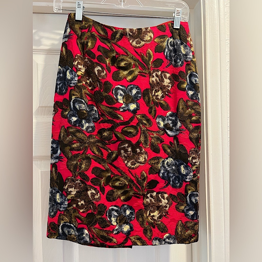 Dolce and Gabbana Floral Print Pencil Sirt